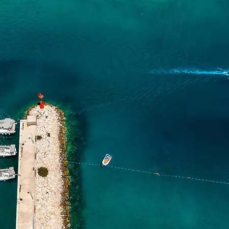 Pervan By The 2 Bedrooms Апартаменты *