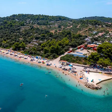 Pervan By The 2 Bedrooms Апартаменты