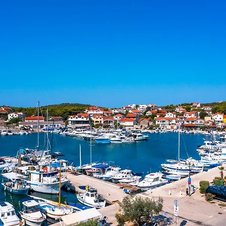 Pervan By The 2 Bedrooms Апартаменты Езера