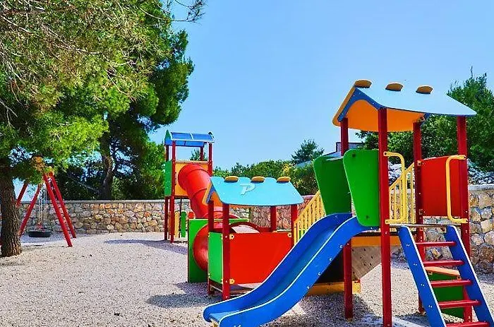 Pervan By The 2 Bedrooms