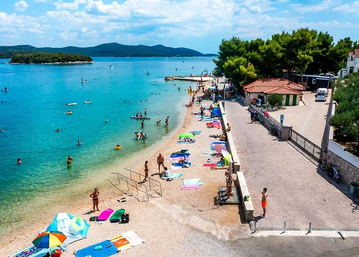 Апартаменты Pervan By The 2 Bedrooms Езера