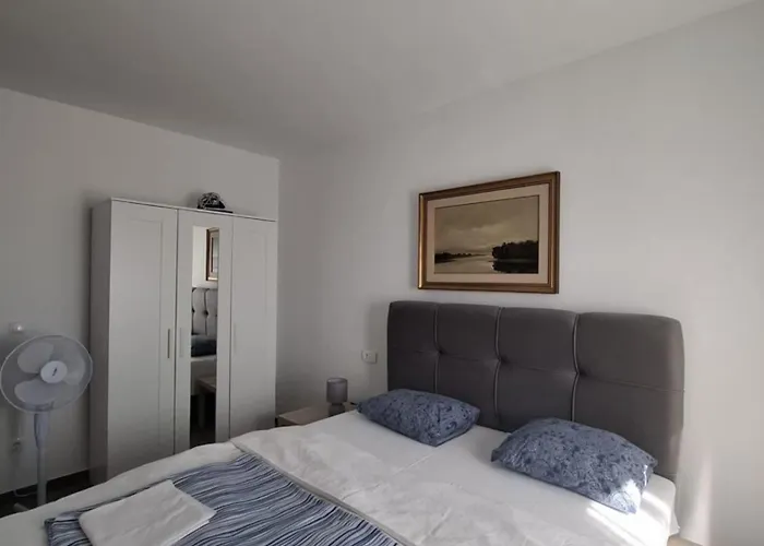 Pervan By The 2 Bedrooms Апартаменты *